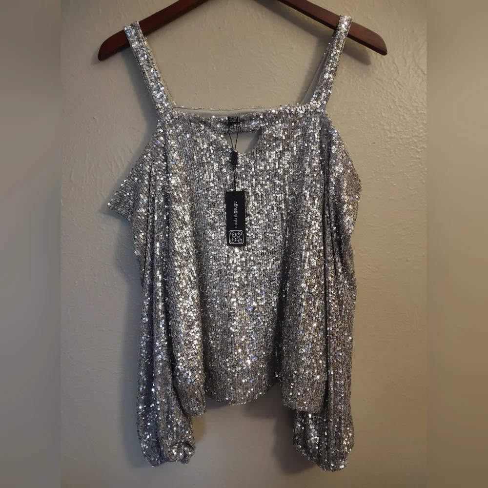 New Cable & Gauge Party Holiday Silver Sequin Cold Shoulder Blouse L - Picture 2 of 13